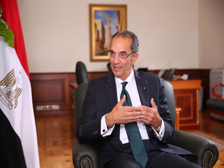 عمرو طلعت - وزير الاتصالات