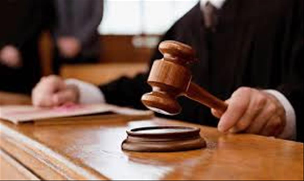 إحالة مدير الضرائب بالمنيا ومسئول شئون العاملين للمحاكمة