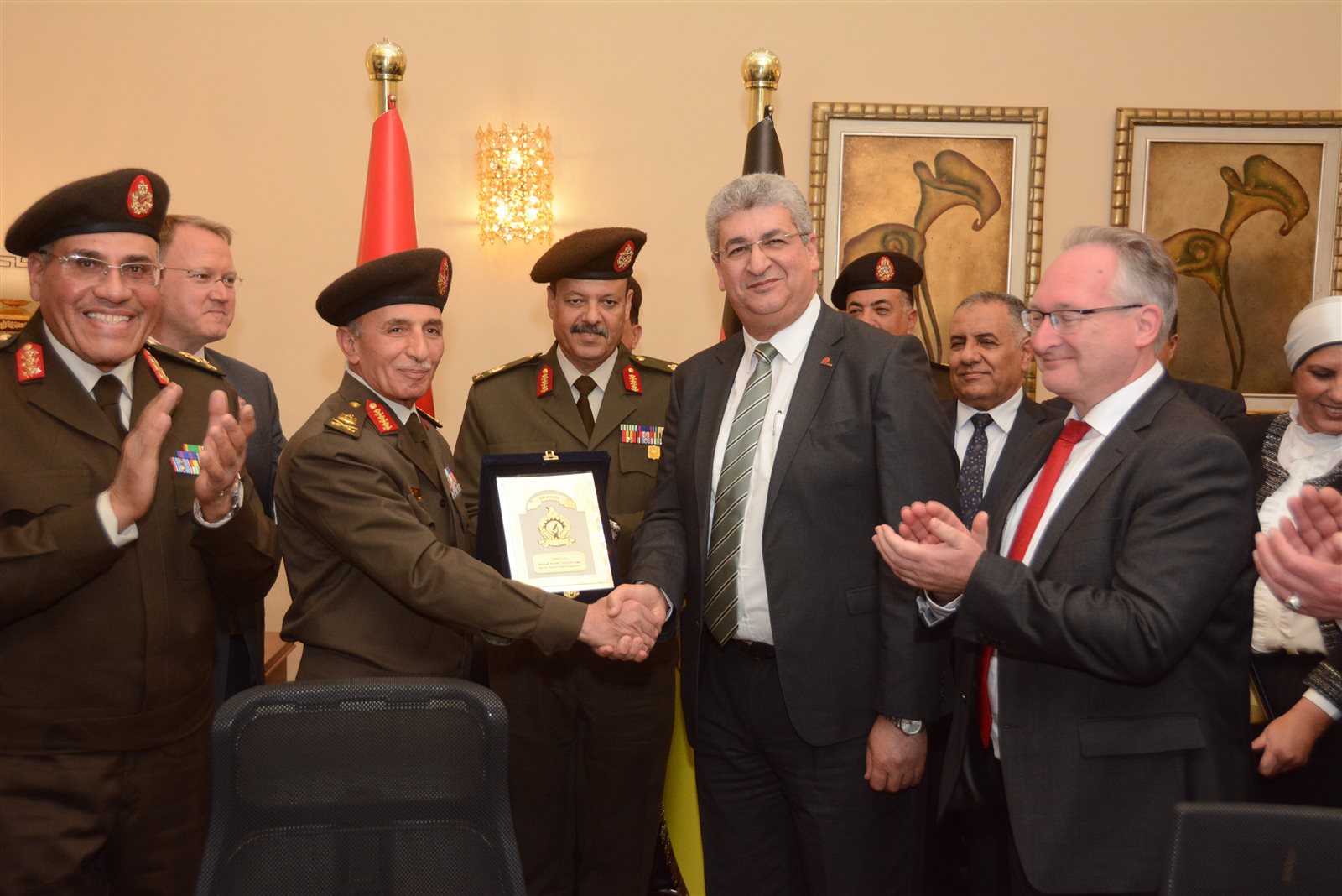 صورة من توقيع البرتكول