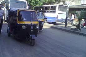 لصوص يسرقون توك توك ويعتدون على قائده بأسوان