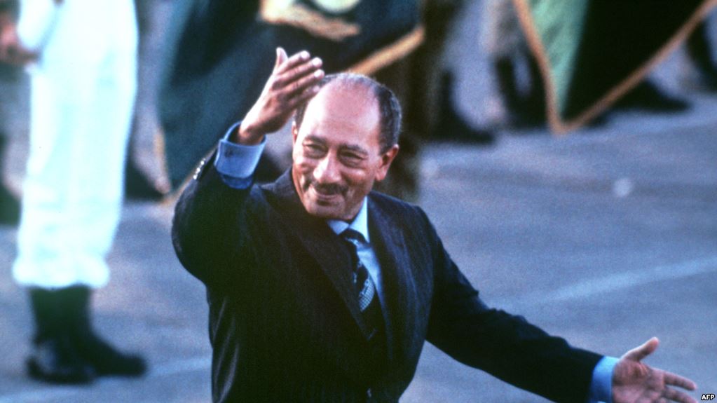 الراحل السادات 