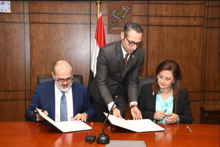 خلال التوقيع خلال التوقيع