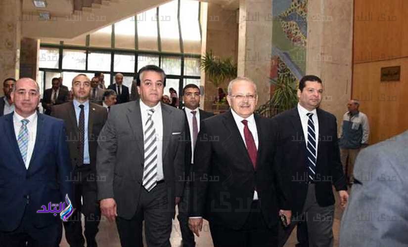 وزير التعليم العالي ورئيس جامعة القاهرة