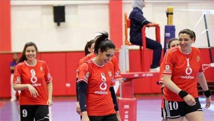  الفريق الأول لكرة الطائرة سيدات