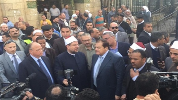 وزير الأوقاف وأبو العينين