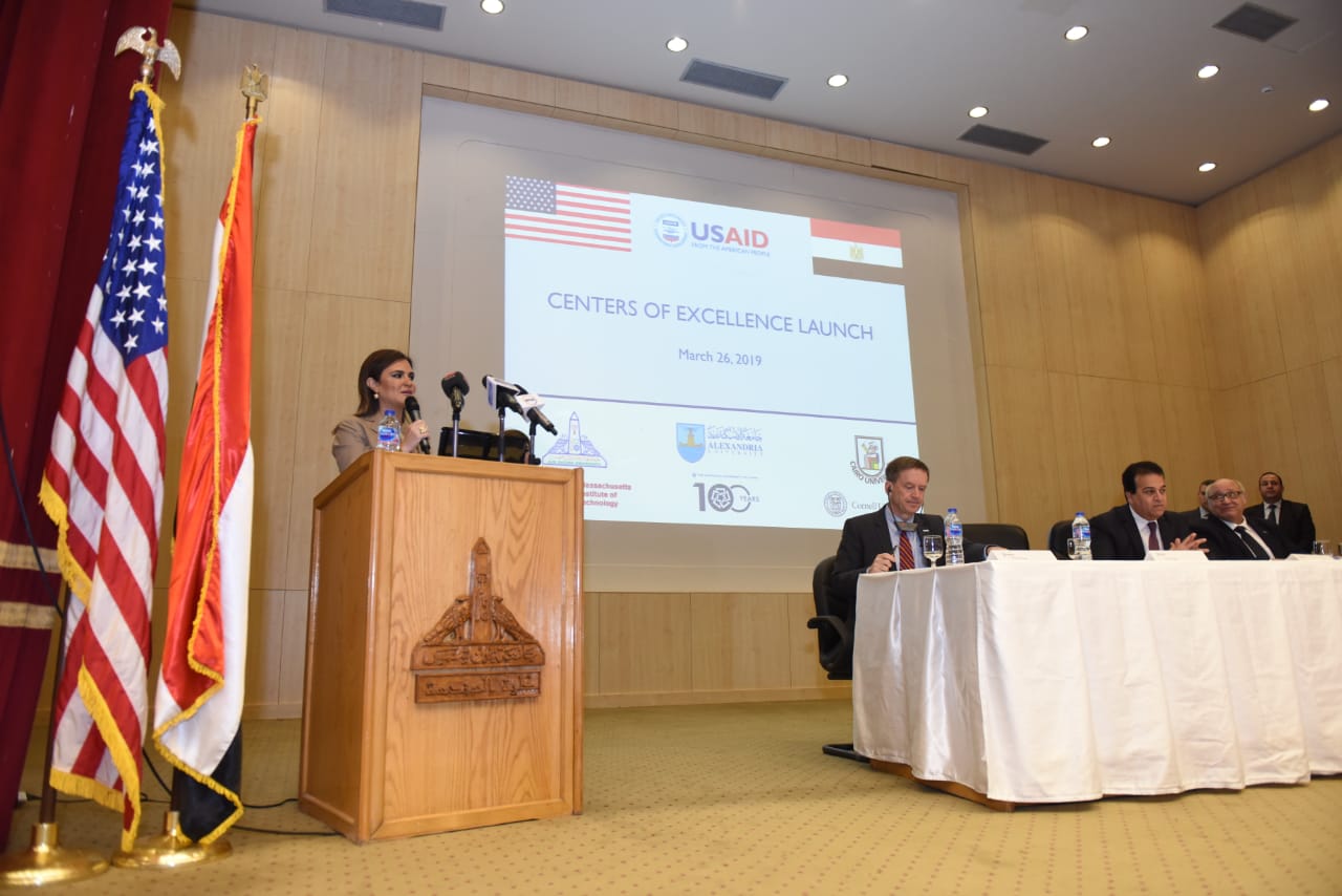جانب من المؤتمر جانب من المؤتمر