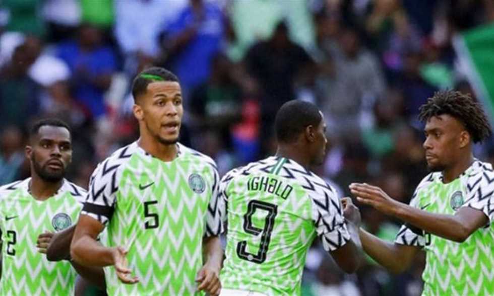 لاعبي منتخب نيجيريا لكرة القدم لاعبي منتخب نيجيريا لكرة القدم