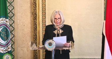 السفيرة هيفاء أبو غزالة