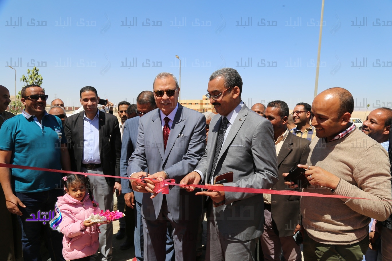 افتتاح ثلاث مدارس جديدة ومخبز نصف آلي بمدينة قنا