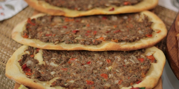  فطائر اللحم التركية