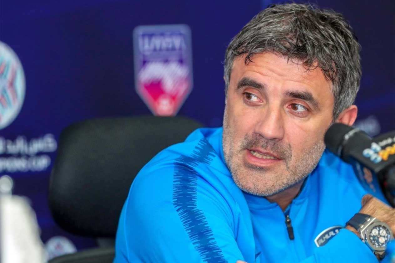 ماميتش يعلن تشكيلة الهلال السعودي لمواجهة النصر ماميتش يعلن تشكيلة الهلال السعودي لمواجهة النصر