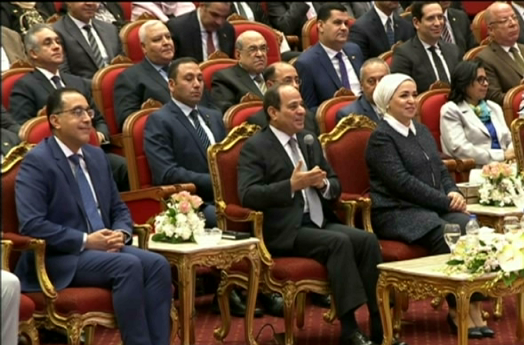 الرئيس السيسي خلال احتفالية تكريم المرأة المصرية