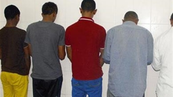 سقوط عصابة سرقة بطاريات شباكت المحمول 