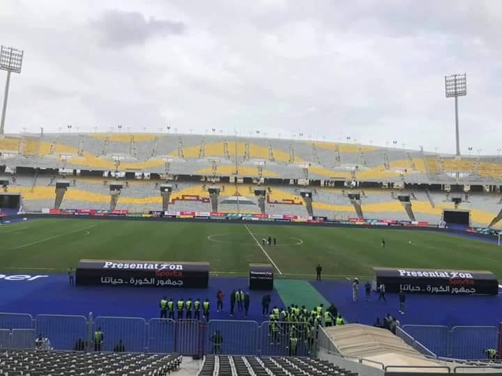 استاد الجيش ببرج العرب