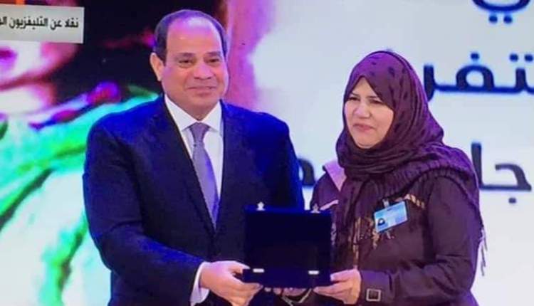 الأم المثالية بالقليوبية: تكريم السيسي حلم تحقق بعد معاناة  الأم المثالية بالقليوبية: تكريم السيسي حلم تحقق بعد معاناة