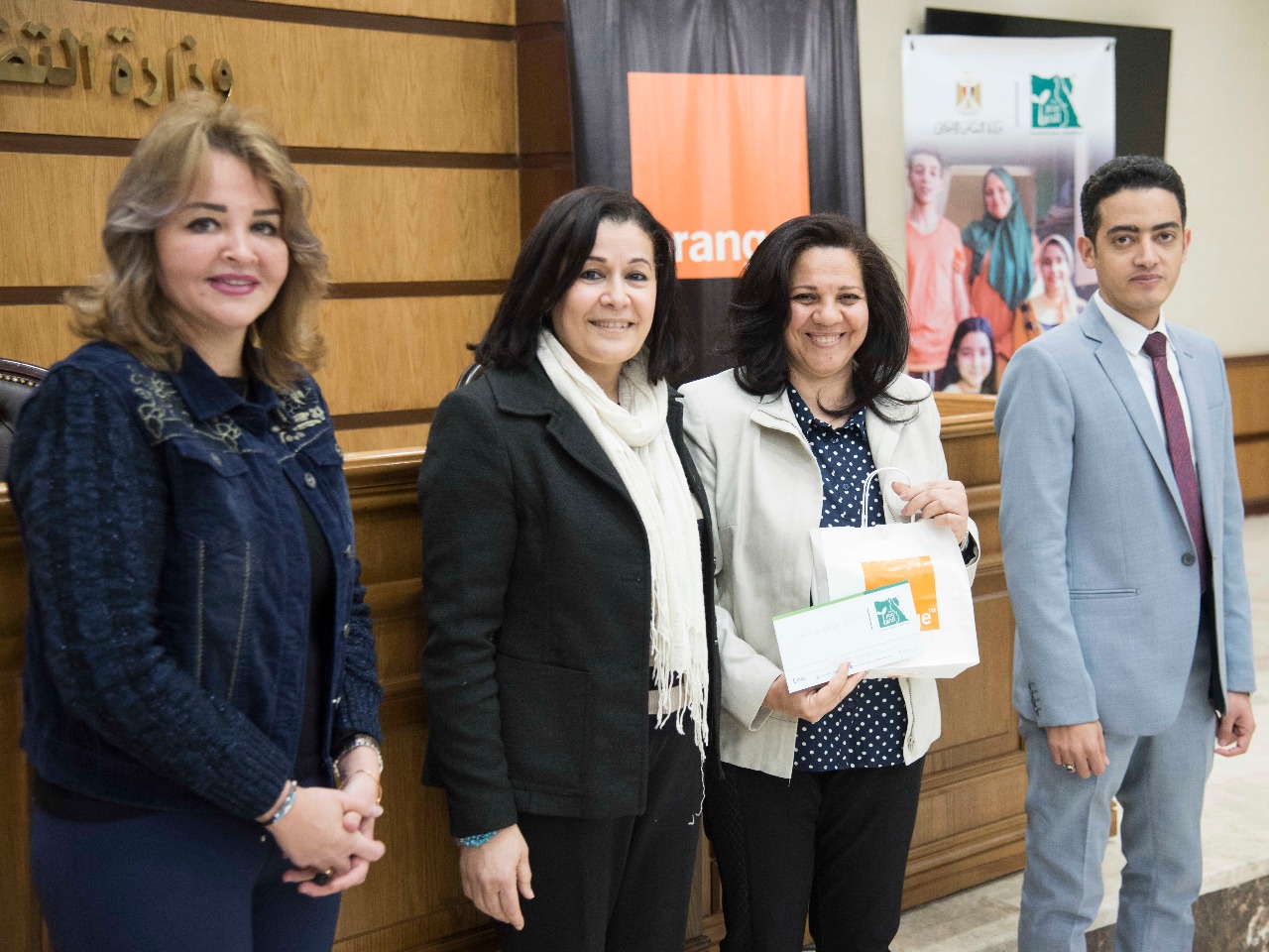 من حفل تكريم الامهات المثاليات