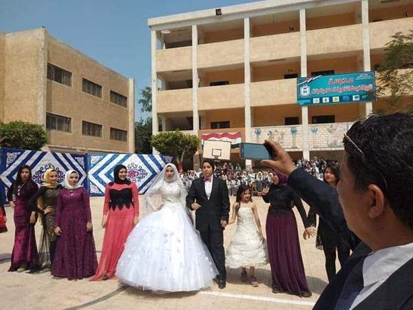التعليم تعلق على صور زفاف بمدرسة القليوبية التعليم تعلق على صور زفاف بمدرسة القليوبية