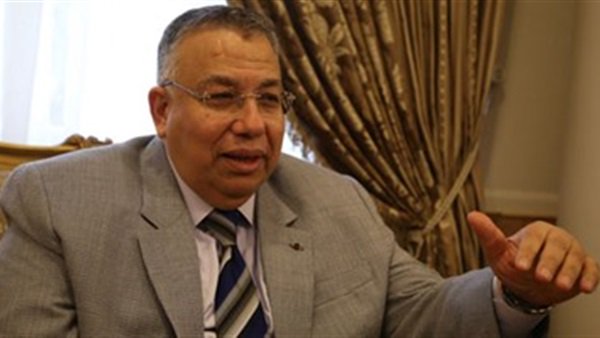 السيد الشريف وكيل أول البرلمان