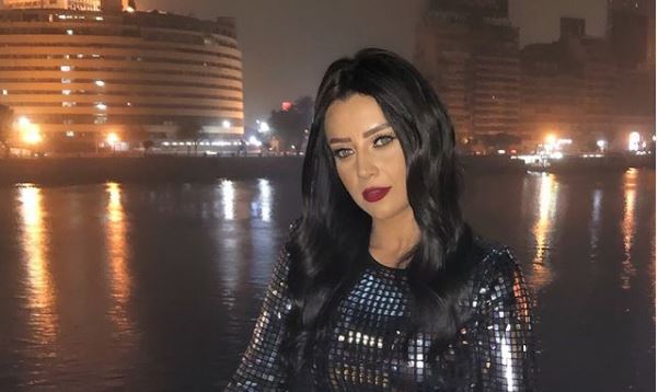 رضوى الشربيني 