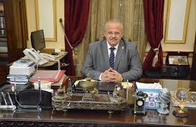 رئيس جامعة القاهرة رئيس جامعة القاهرة