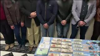 المتهمين والأموال المضبوطه لديهم