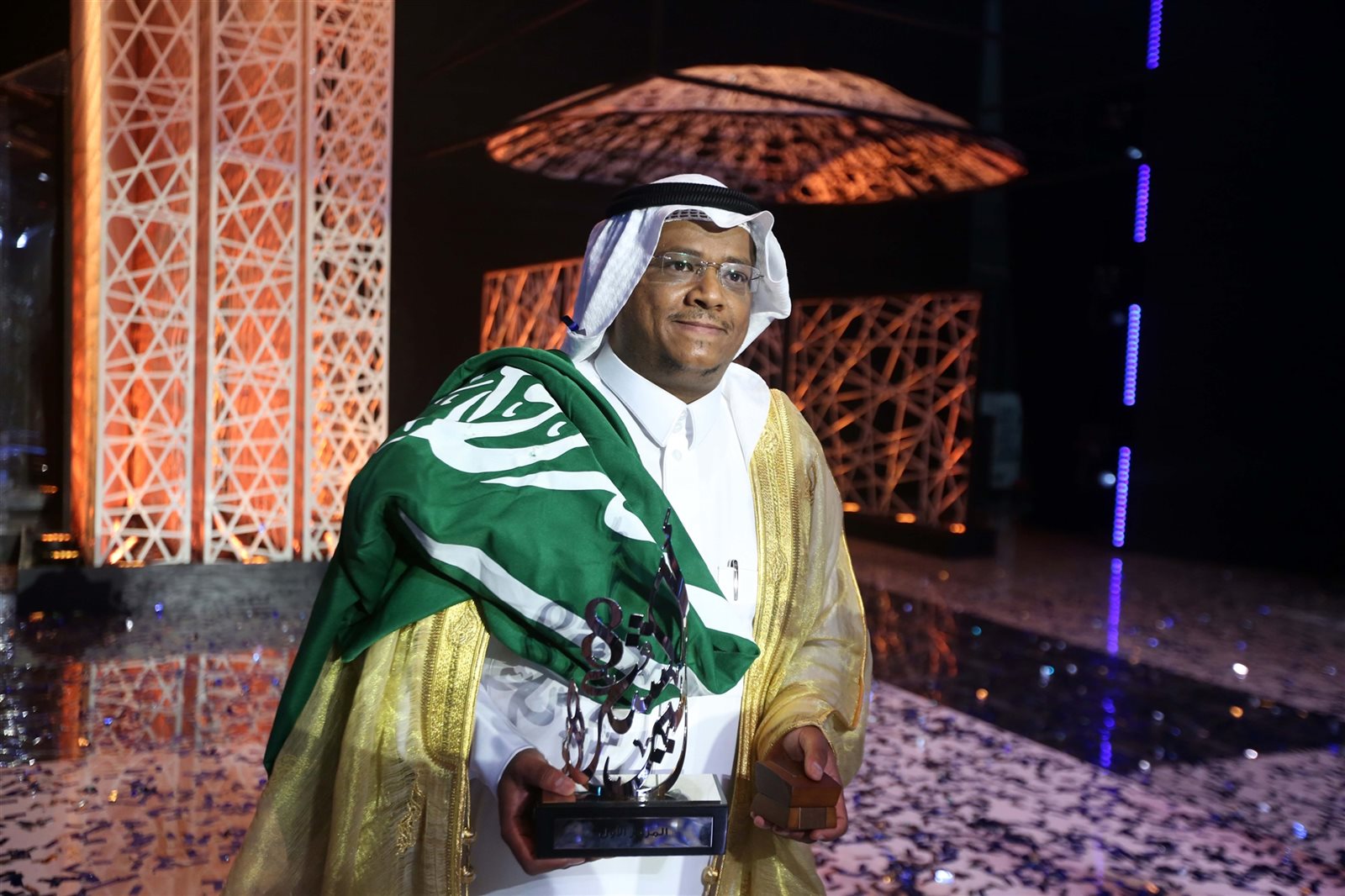 الشاعر السعودي سلطان السبهان الشمري الشاعر السعودي سلطان السبهان الشمري