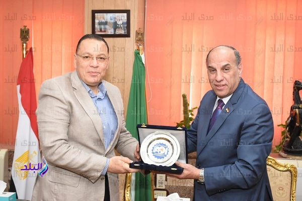 محافظ الشرقية يناقش مع نائب رئيس الهيئة العربية