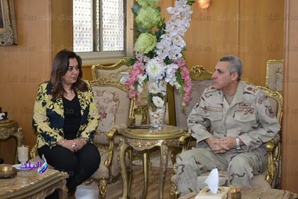محافظ دمياط تستقبل مدير جمعية المحاربين القدماء وضحايا الحرب