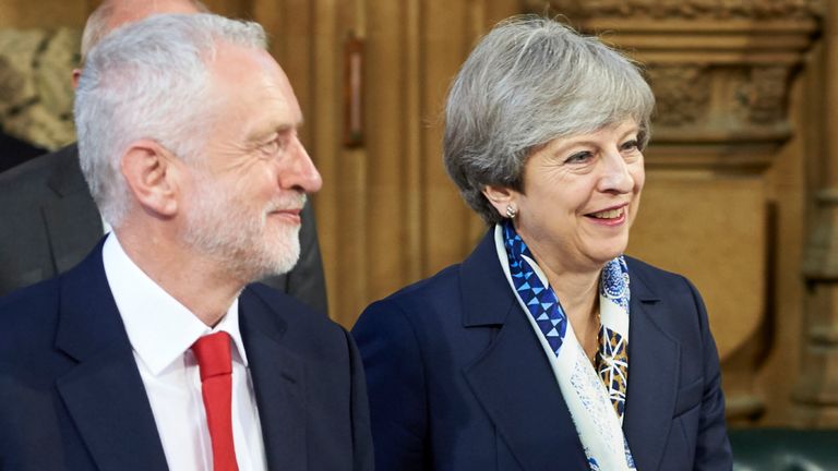 تييزا ماي وكوربن