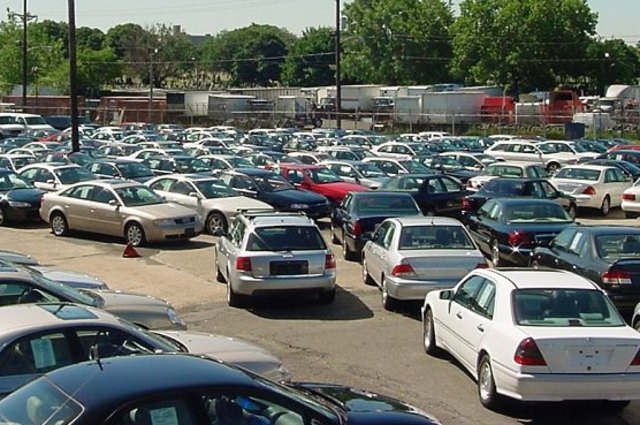 تحديد اسعار السيارات