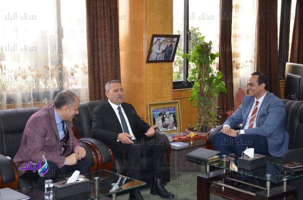  اللواء حمدى عثمان محافظ الاسماعيلية 