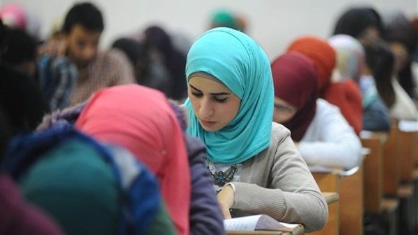  إمتحانات الفصل الدراسي الثاني 