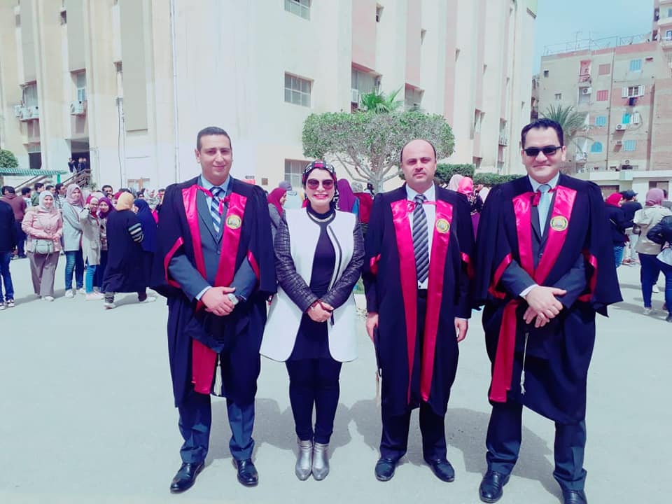 رساله عن إدارة الأعمال بكلية التجارة