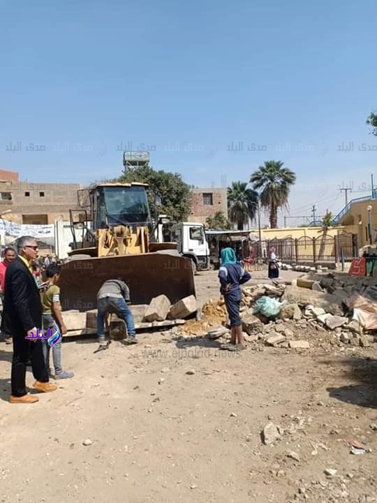 تطهير محيط محطة مترو المعصرة