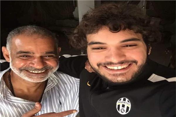 محمود البزاوي ونجله محمود البزاوي ونجله