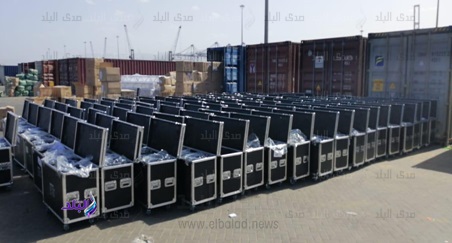 إحباط محاولة تهريب 20 ألف قطعة ألعاب نارية إحباط محاولة تهريب 20 ألف قطعة ألعاب نارية