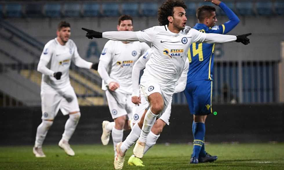 عمرو وردة لاعب فريق أتروميتوس اليوناني عمرو وردة لاعب فريق أتروميتوس اليوناني