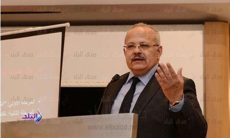 رئيس جامعة القاهرة