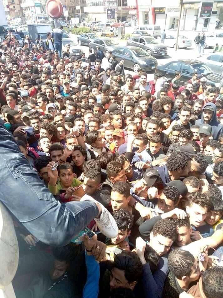 اقبال كبير على تذاكر مباراة الاهلي وصن داونز بسموحة اقبال كبير على تذاكر مباراة الاهلي وصن داونز بسموحة