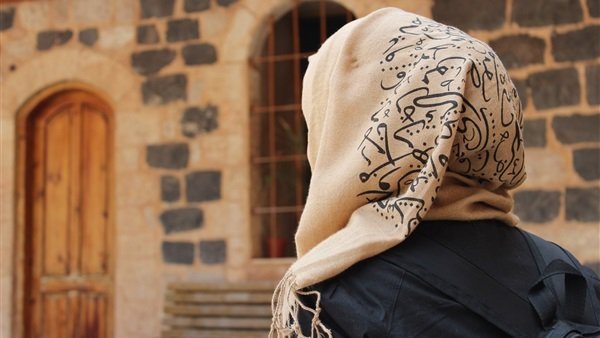 خلع الحجاب بعد إرتدائه