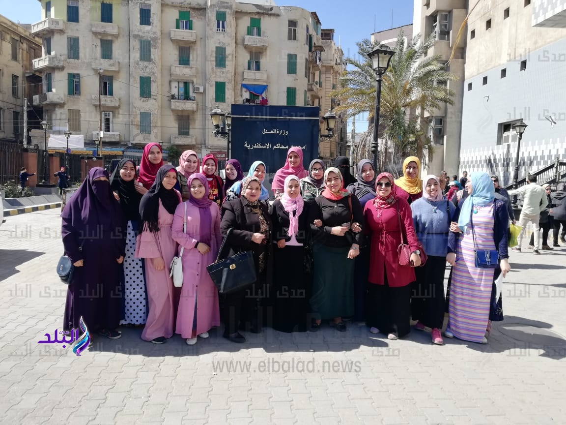 ورشة عمل لطالبات القانون بجامعة الأزهر بمحاكم الإسكندرية ورشة عمل لطالبات القانون بجامعة الأزهر بمحاكم الإسكندرية