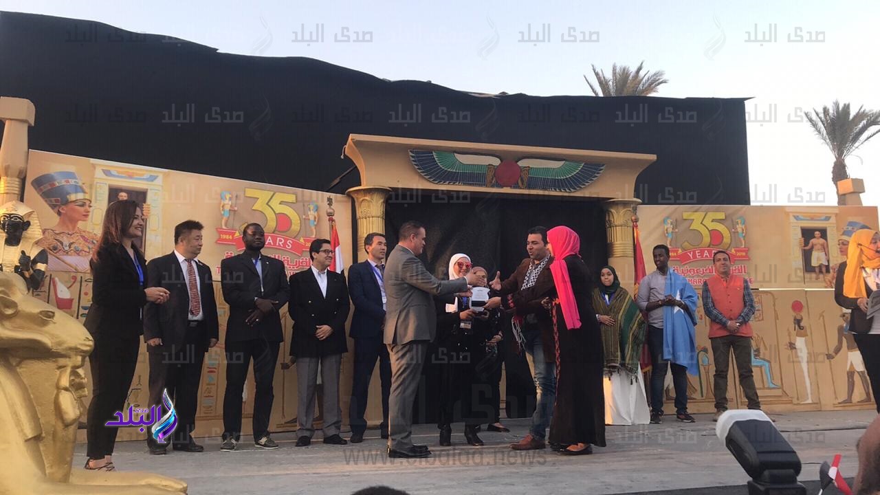القرية الفرعونية تستضيف أكبر معرض ثقافي وفني القرية الفرعونية تستضيف أكبر معرض ثقافي وفني