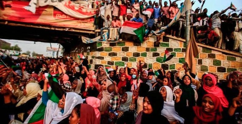 سودانيات كنداكيات ثائرات 