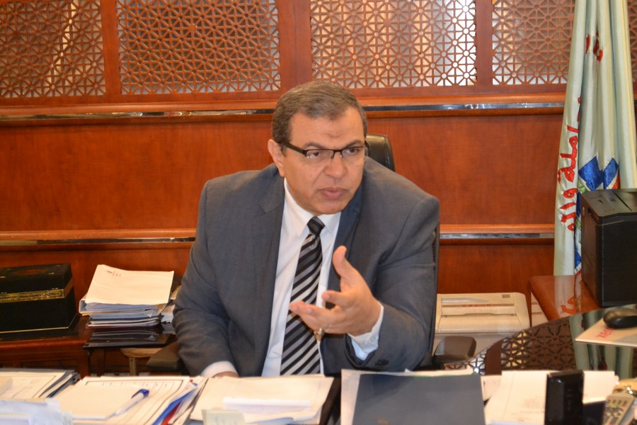 محمد سعفان وزير القوي العاملة محمد سعفان وزير القوي العاملة
