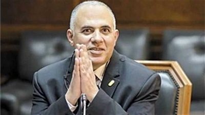 الدكتور محمد عبد العاطي وزير الري
