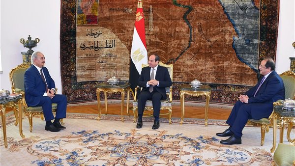 جانب من اللقاء بين السيسي وحفتر