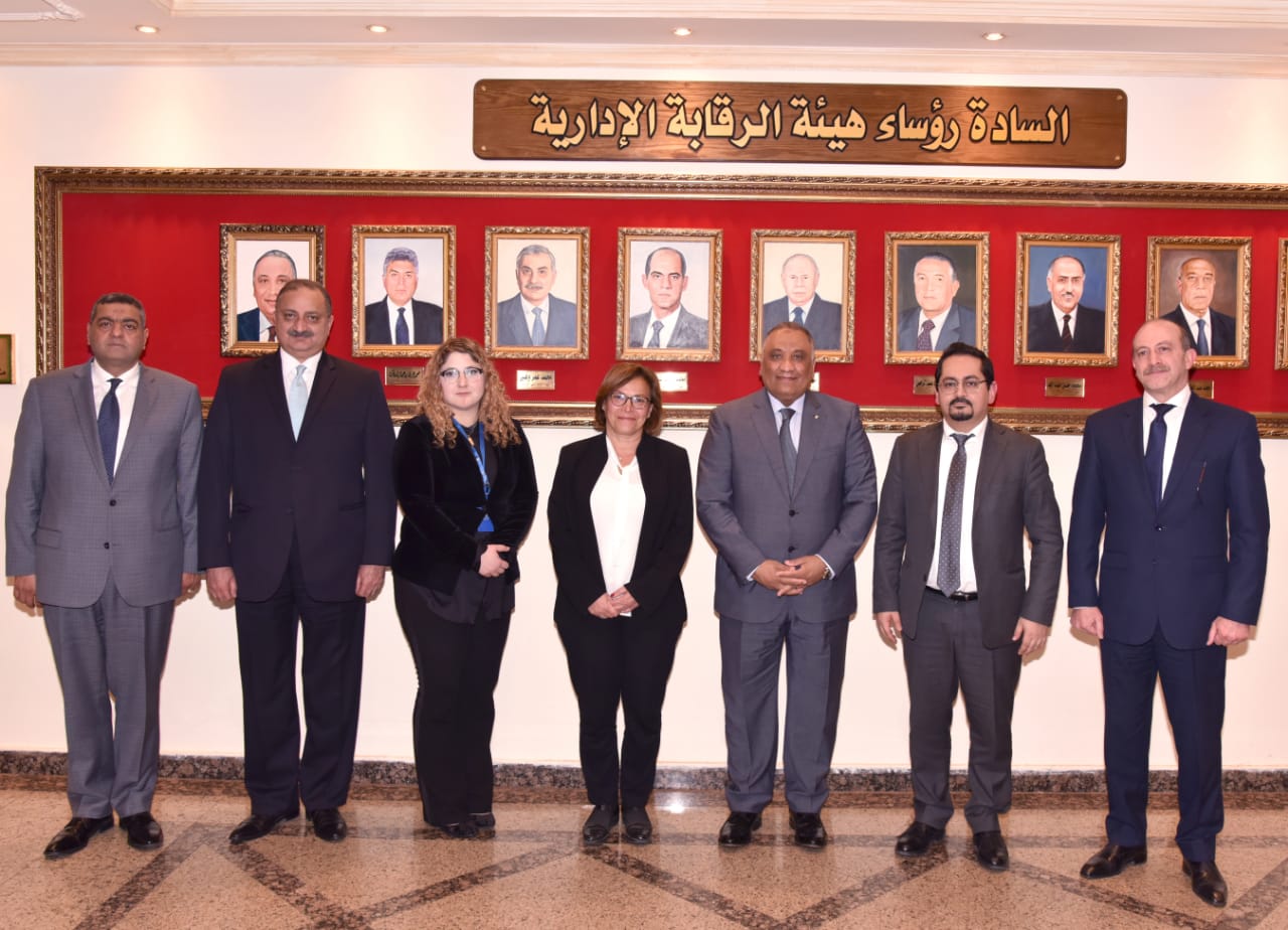 رئيس هيئة الرقابة الادارية وورئيس المستشارين الفنيين 