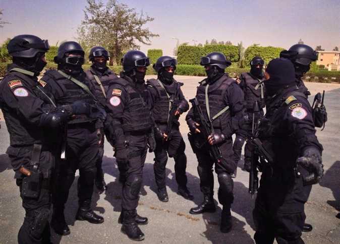 قوات شرطة 