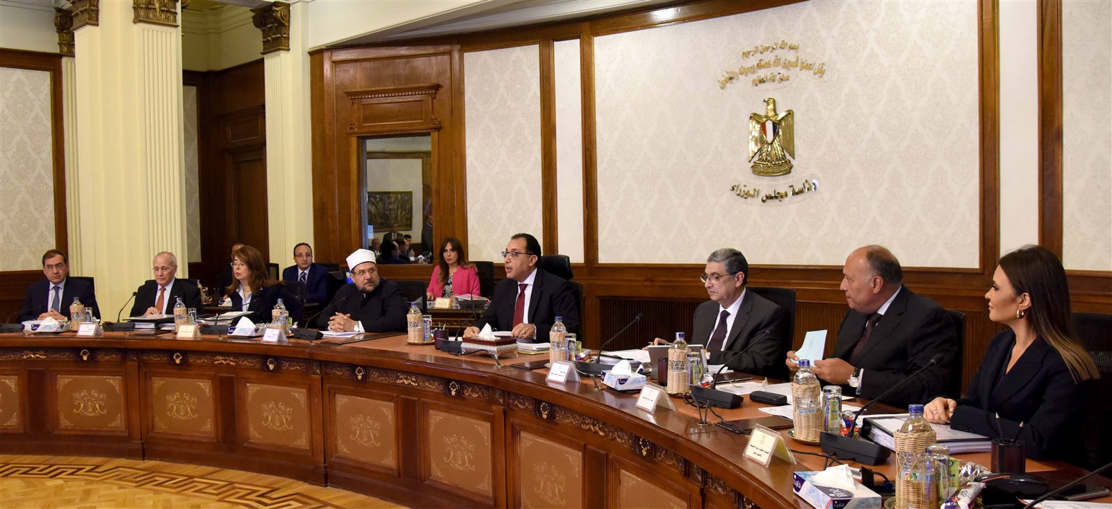 صورة من اجتماع الحكومة الأسبوعي صورة من اجتماع الحكومة الأسبوعي