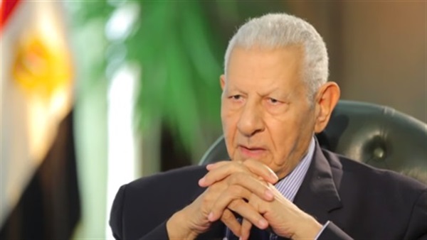 الكاتب الصحفي مكرم محمد أحمد